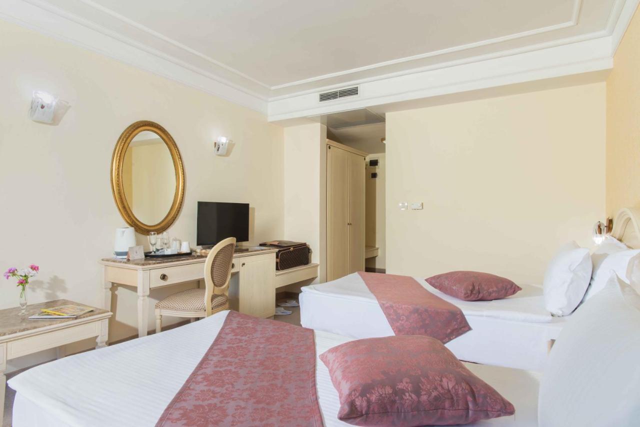 Balneo & The Palace 5*