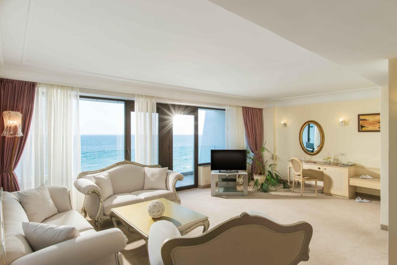 Balneo & The Palace 5*